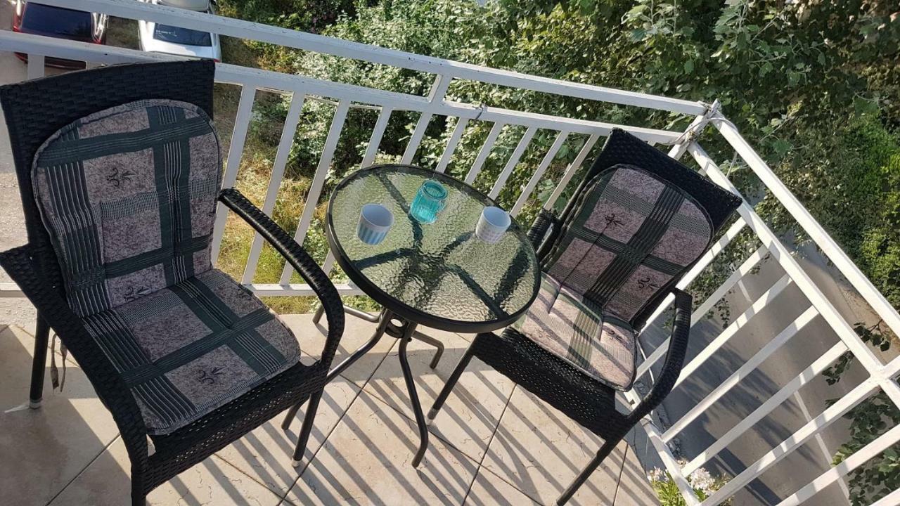 Monika Apartment Tivat Dış mekan fotoğraf